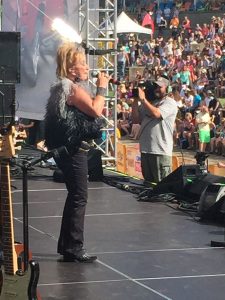 Tanya Tucker sings "Delta Dawn" to a crowd of thousands at the 2015 CMA Fest Riverfront Stage. It was her first Nashville concert in almost a decade.